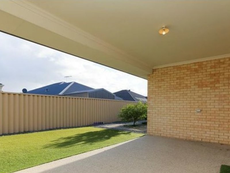 23 Clearwater Drive, Southern River WA 6110