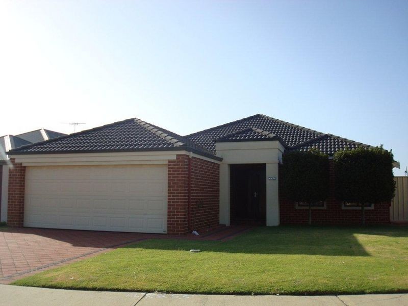 12 Leicester Crescent, Canning Vale WA 6155