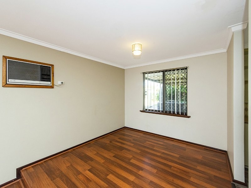 43 Ravenslea Drive, Parkwood WA 6147