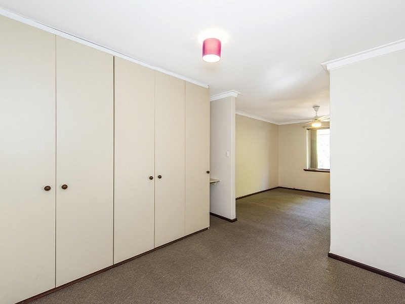 43 Ravenslea Drive, Parkwood WA 6147