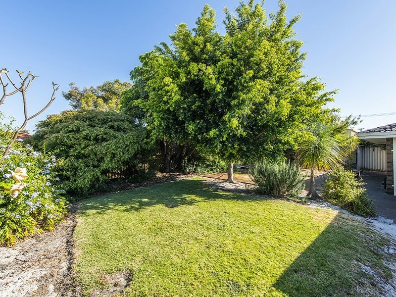 43 Ravenslea Drive, Parkwood WA 6147
