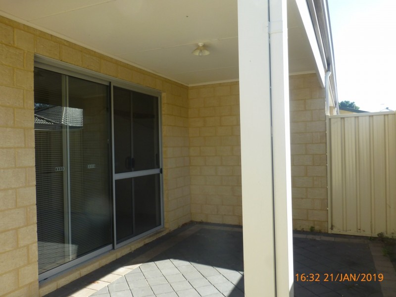 Unit 2/13 Bray Street, Kelmscott WA 6111