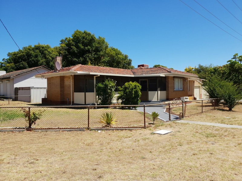 2 Jana Road, Thornlie WA 6108