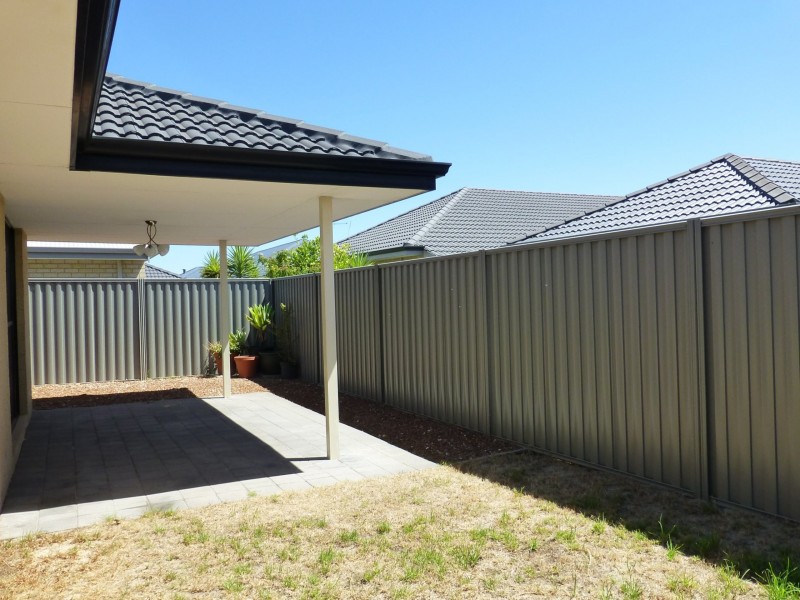 30 Rockefeller Way, Harrisdale WA 6112