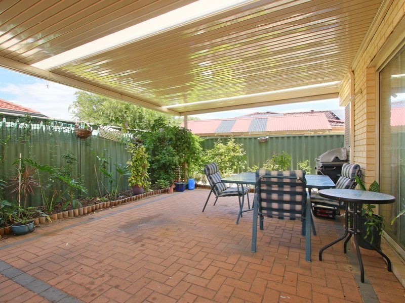 Unit 5/11 Exmouth Place, Thornlie WA 6108