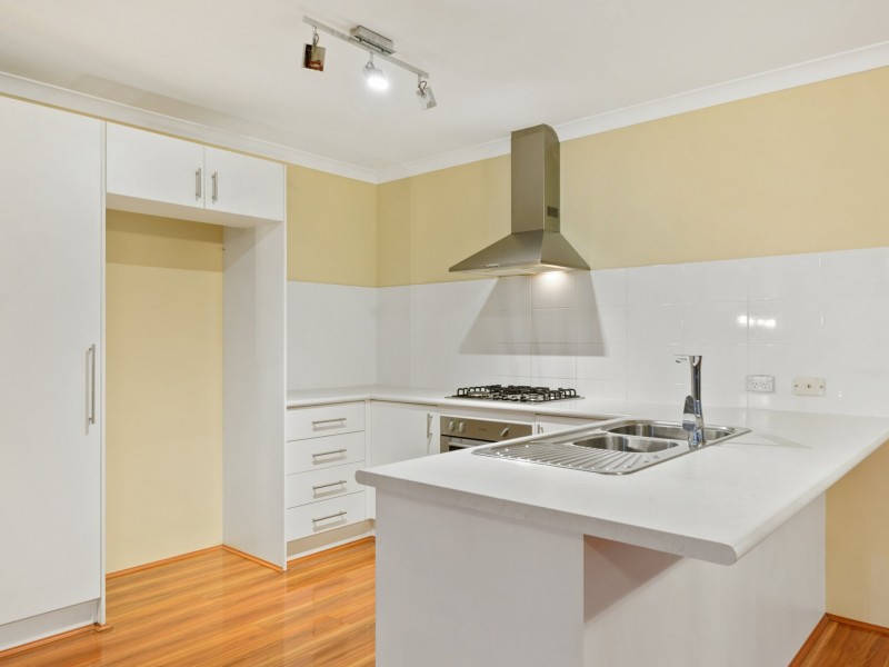 12 Hodgkinson Turn, Canning Vale WA 6155