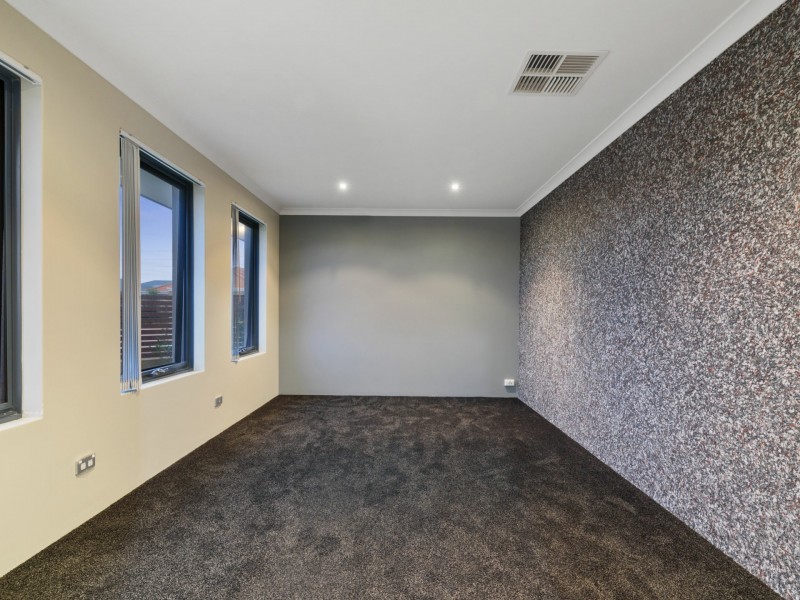 12 Hodgkinson Turn, Canning Vale WA 6155