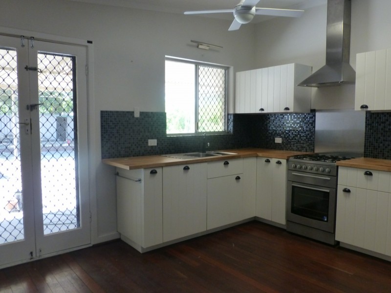 11 Probert Road, Thornlie WA 6108