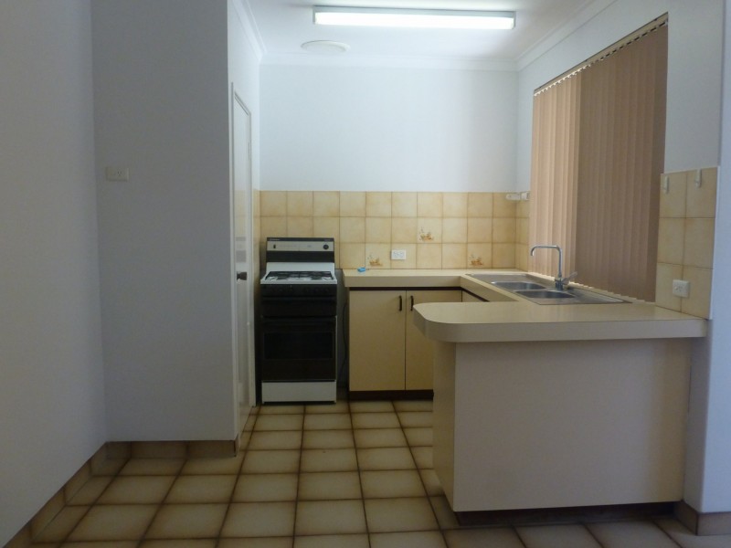 Unit 1/198 Burslem Drive, Maddington WA 6109