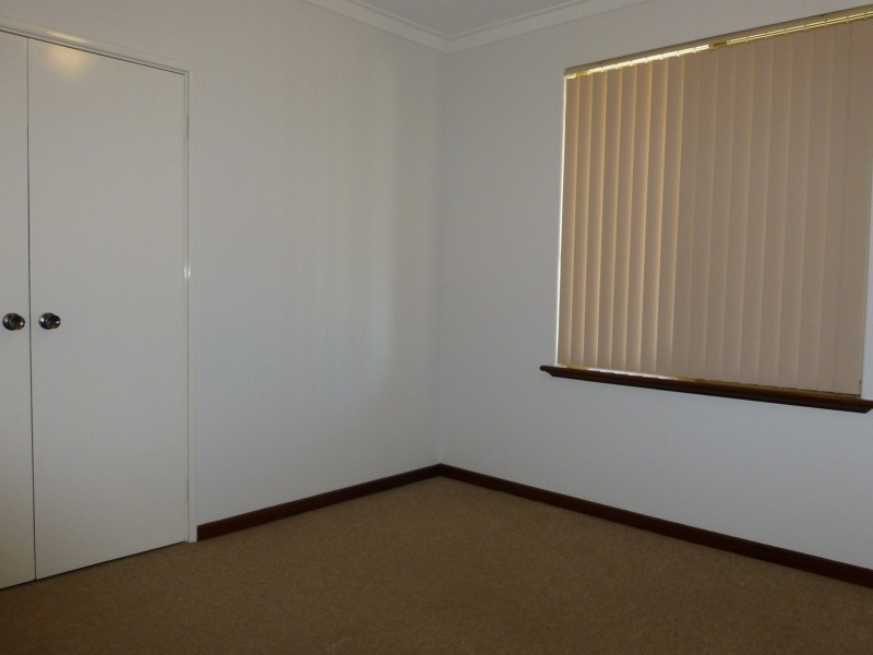 Unit 1/198 Burslem Drive, Maddington WA 6109