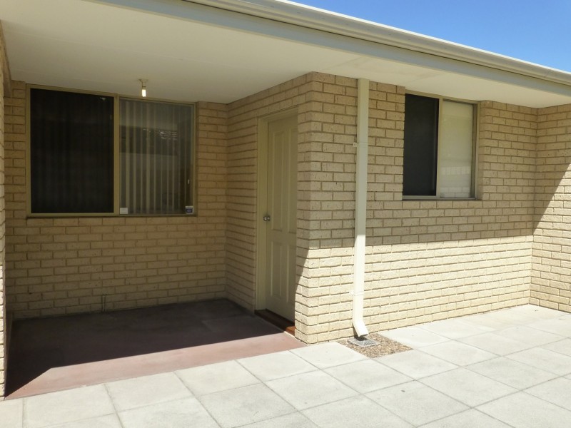 Unit 1/198 Burslem Drive, Maddington WA 6109