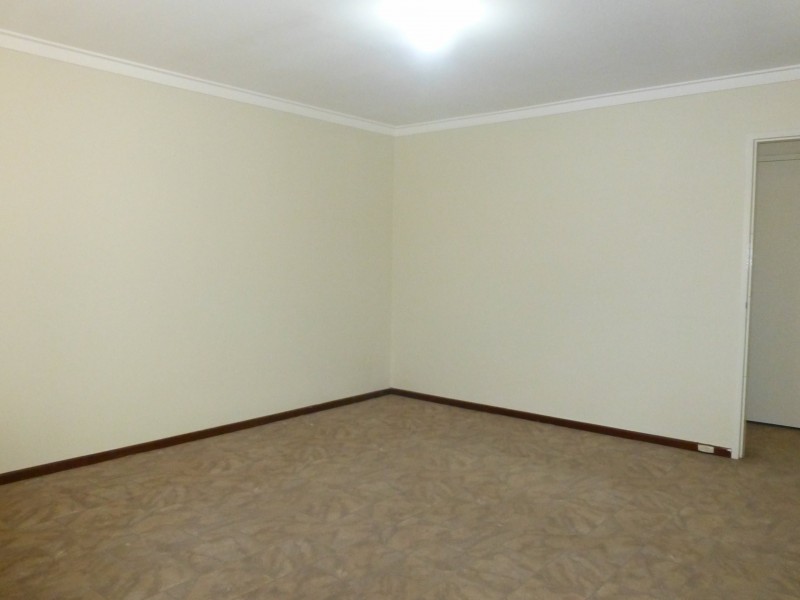 5A Ripplewood Avenue, Thornlie WA 6108