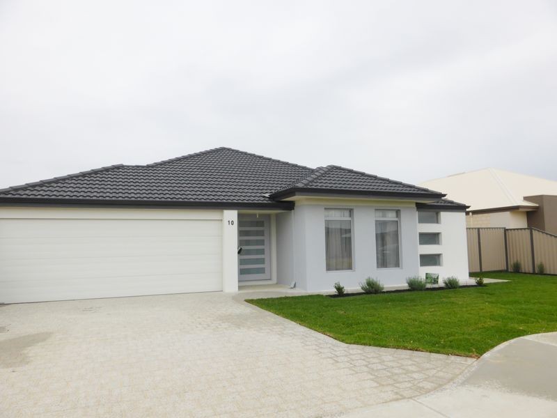 10 Petrona Crescent, Piara Waters WA 6112