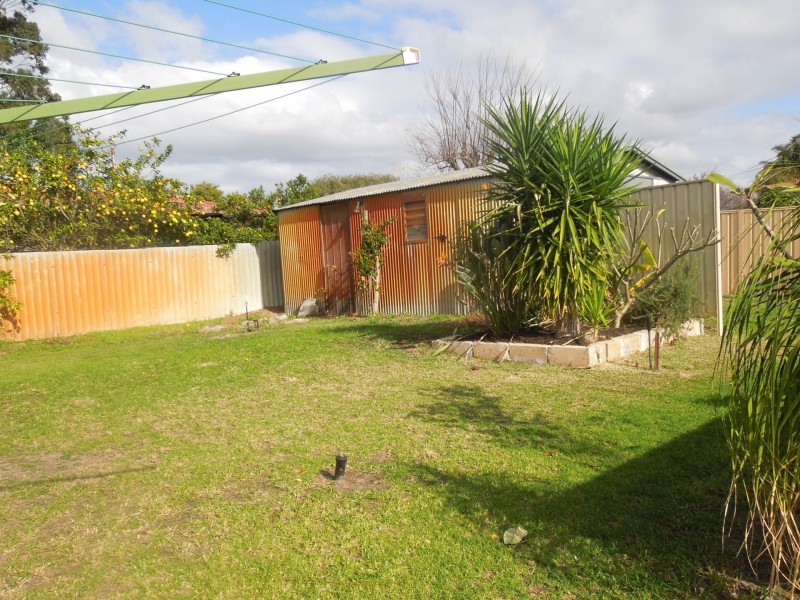 56 Wilfred Road, Thornlie WA 6108