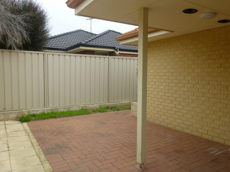 63/135 Challis Road, Seville Grove WA 6112