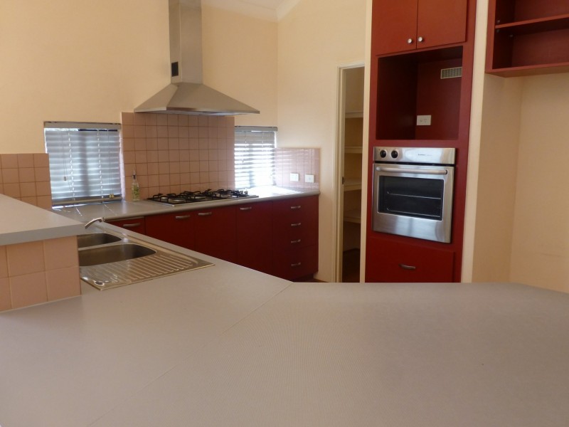 63 Waterperry Drive, Canning Vale WA 6155