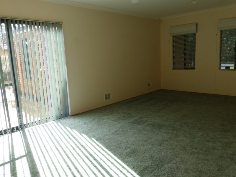 63 Waterperry Drive, Canning Vale WA 6155