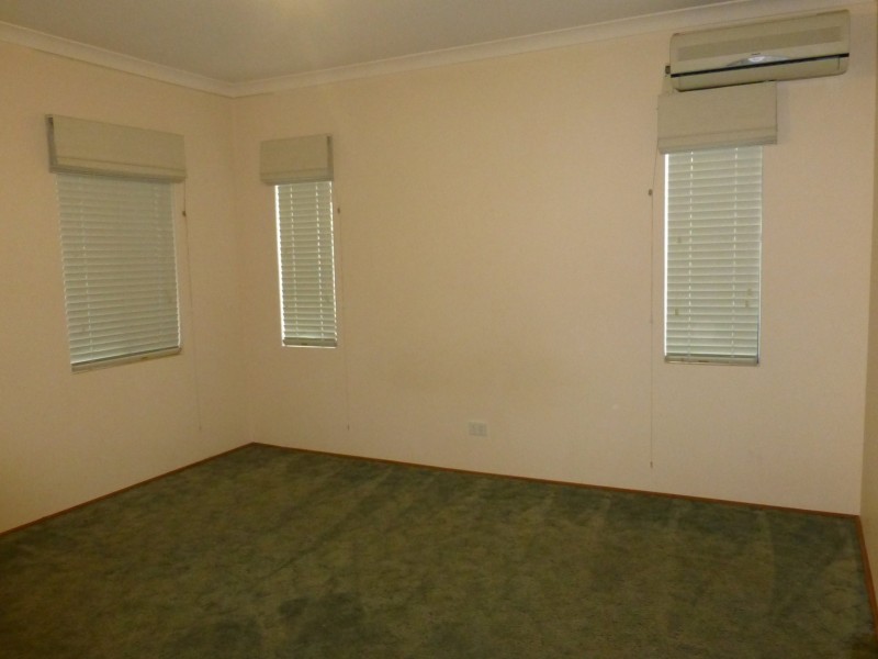 63 Waterperry Drive, Canning Vale WA 6155