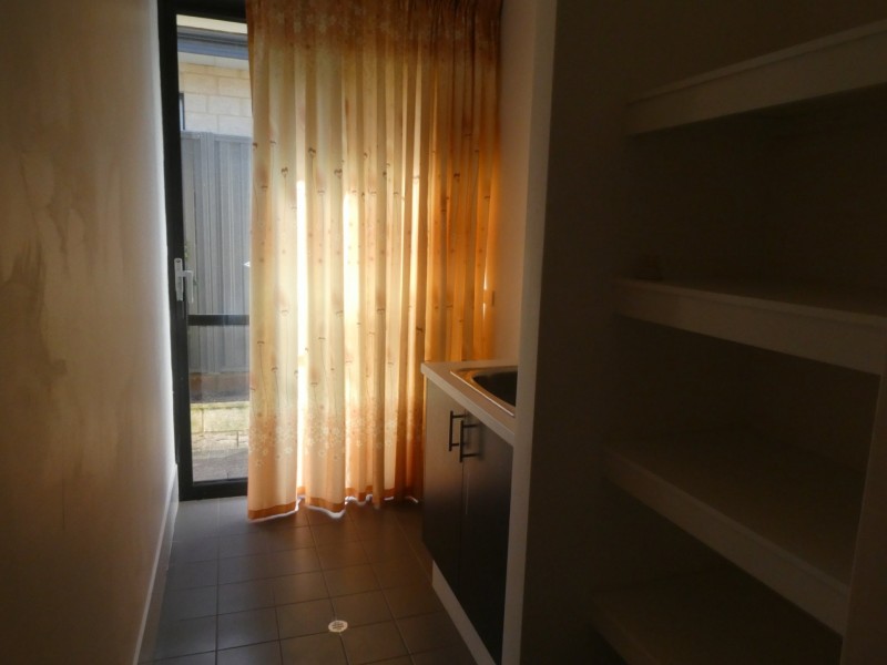 1 Banyoles Circuit, Champion Lakes WA 6111