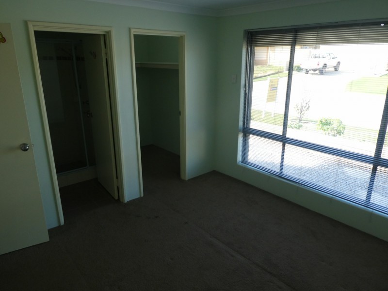 4 Ullapool Place, Seville Grove WA 6112