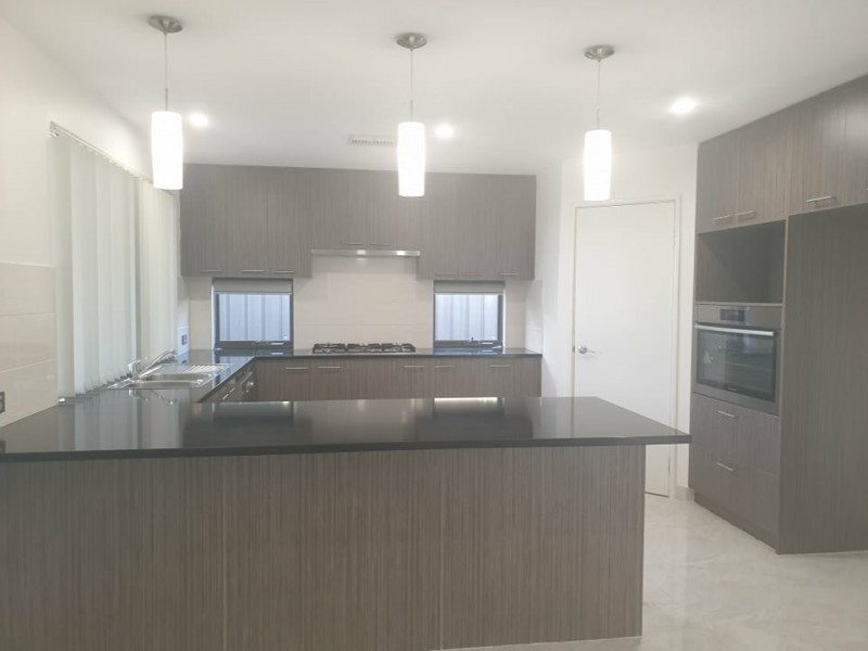 43 Moraba Way, Piara Waters WA 6112