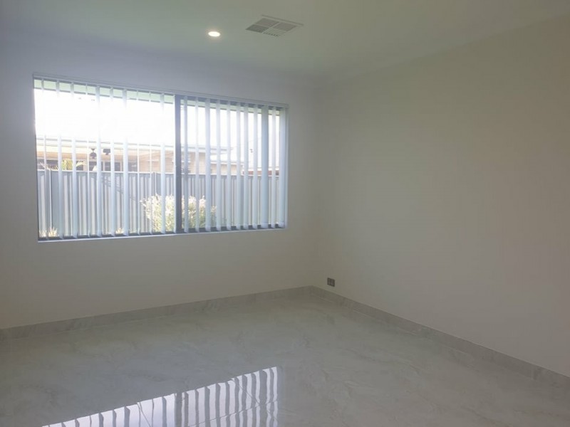 43 Moraba Way, Piara Waters WA 6112