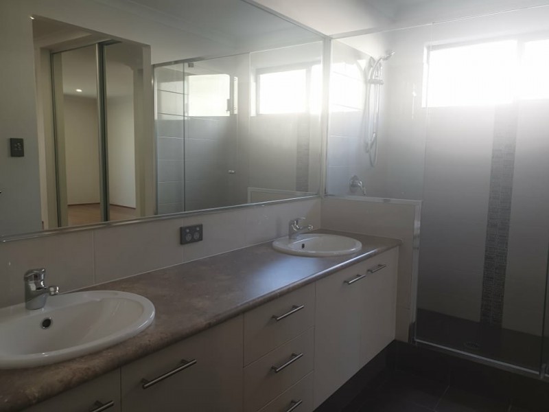 43 Moraba Way, Piara Waters WA 6112