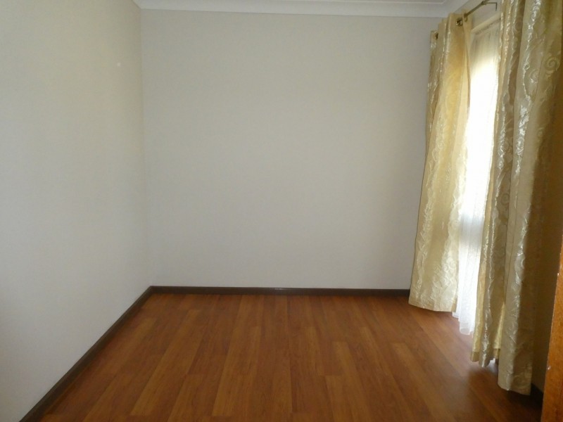 12 Hargrave Drive, Thornlie WA 6108