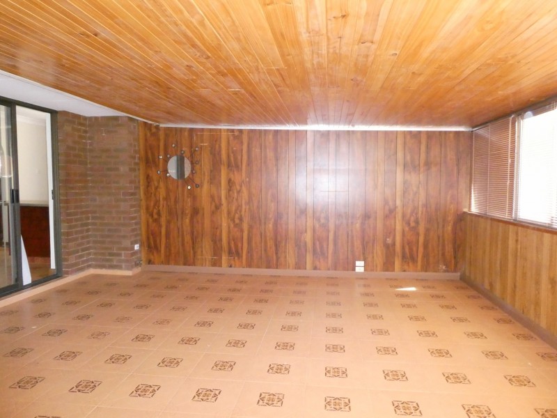 12 Hargrave Drive, Thornlie WA 6108