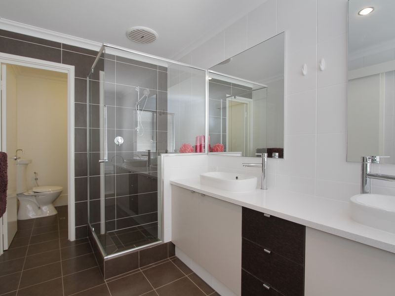 232 Castlewood Parkway, Southern River WA 6110