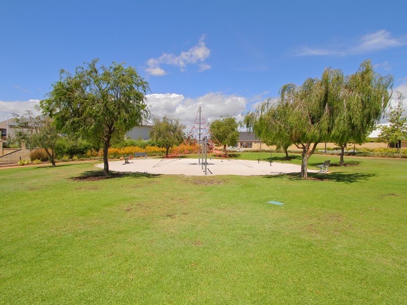 232 Castlewood Parkway, Southern River WA 6110