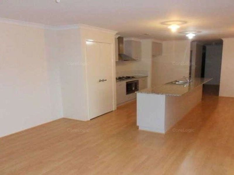 10 Budd Way, Bertram WA 6167