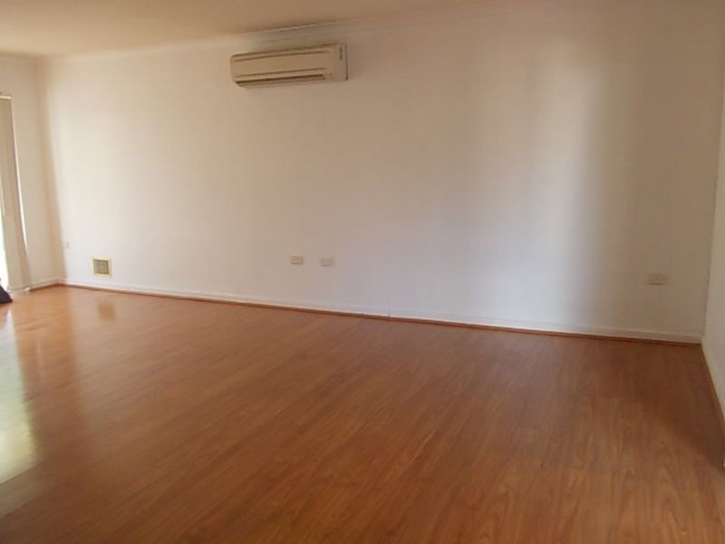 4/22 Stockdale Road, Kewdale WA 6105