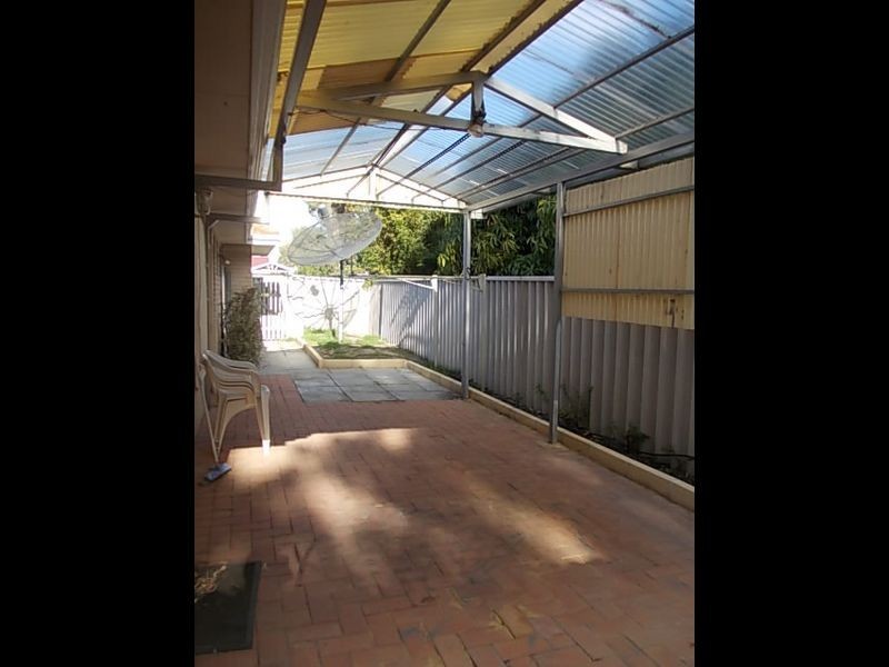 4/22 Stockdale Road, Kewdale WA 6105