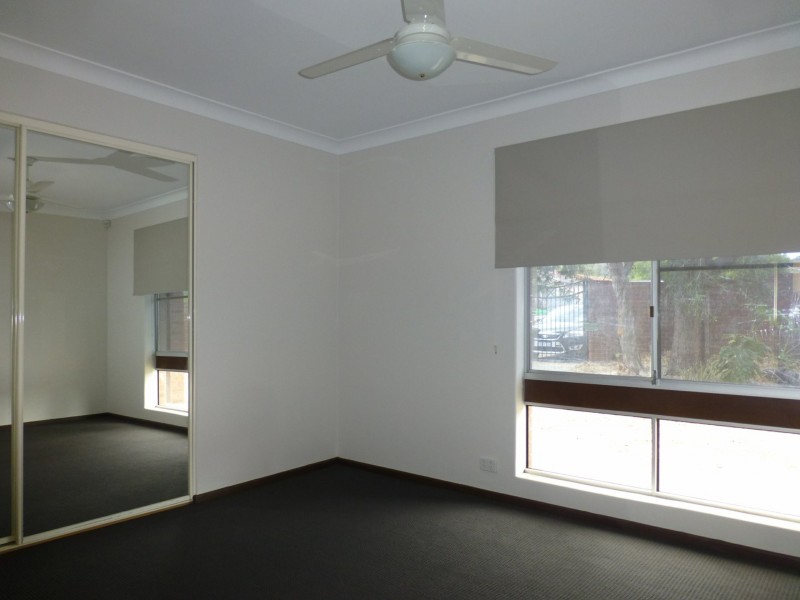 16 Mallow Way, Forrestfield WA 6058