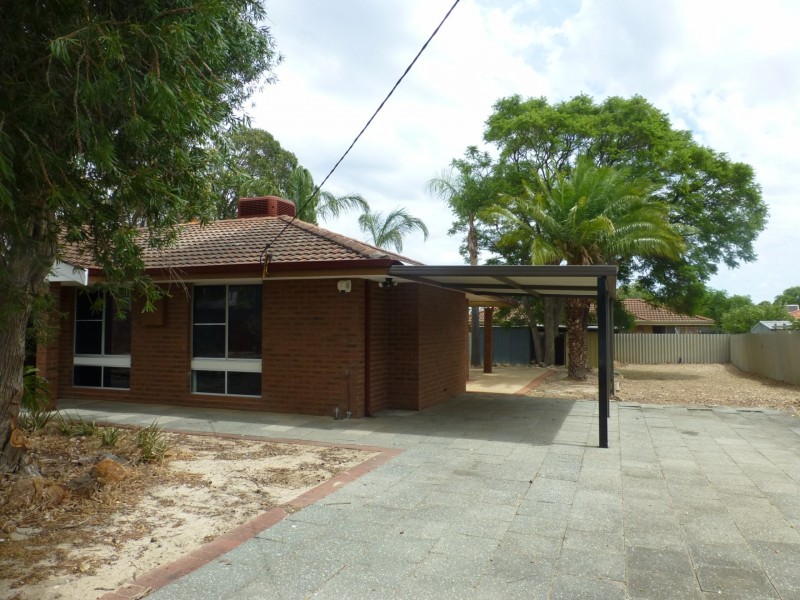 16 Mallow Way, Forrestfield WA 6058