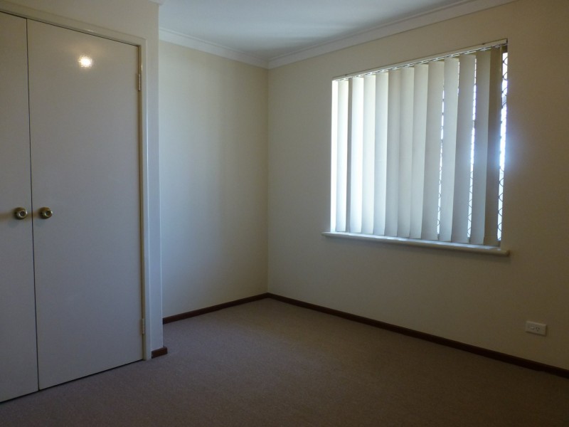 9/13 Chich Place, Cannington WA 6107