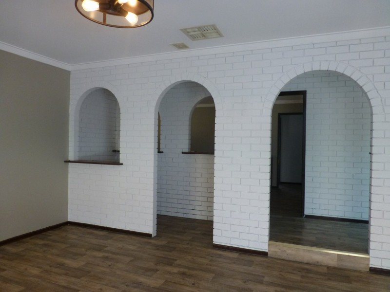 26 Grenadier Drive, Thornlie WA 6108