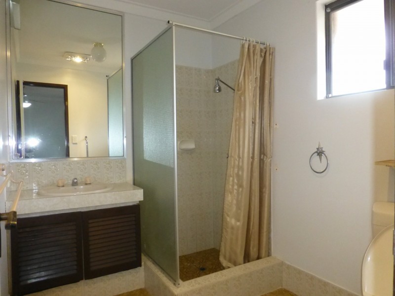 26 Grenadier Drive, Thornlie WA 6108