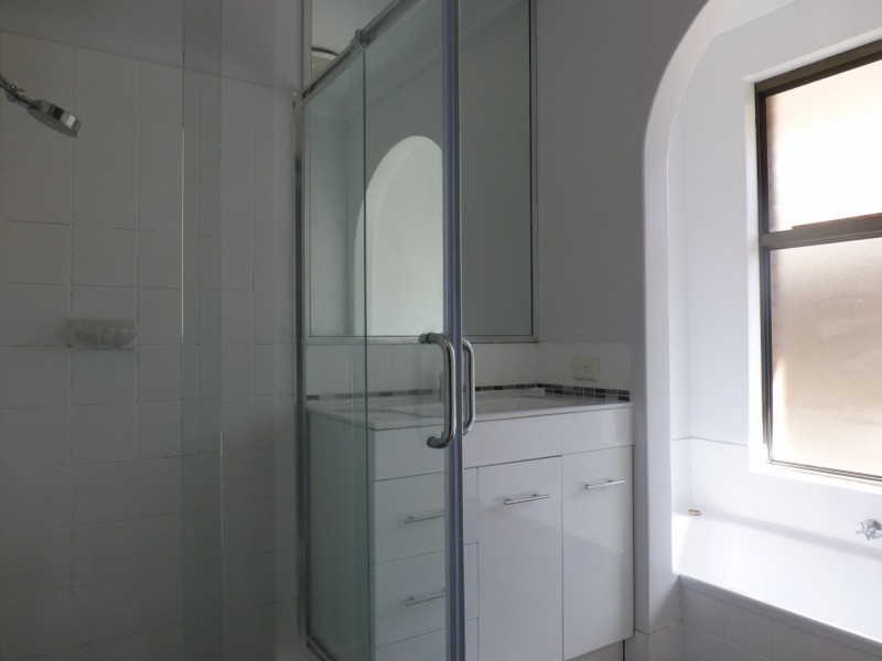 26 Grenadier Drive, Thornlie WA 6108