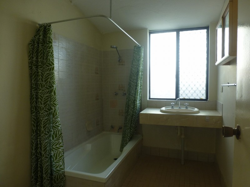 424 Spencer Road, Thornlie WA 6108