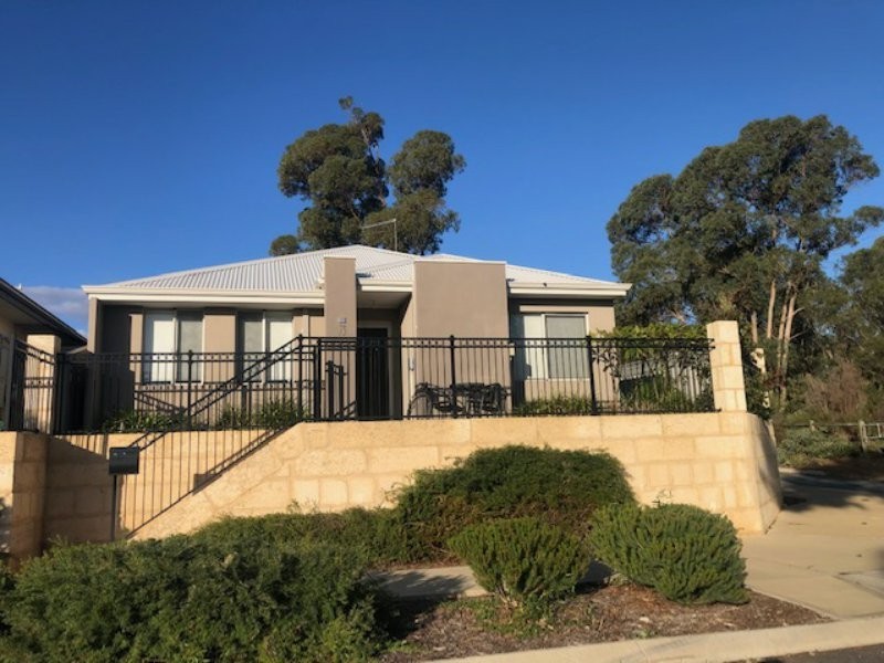 73 Somerford Promenade, Wellard WA 6170