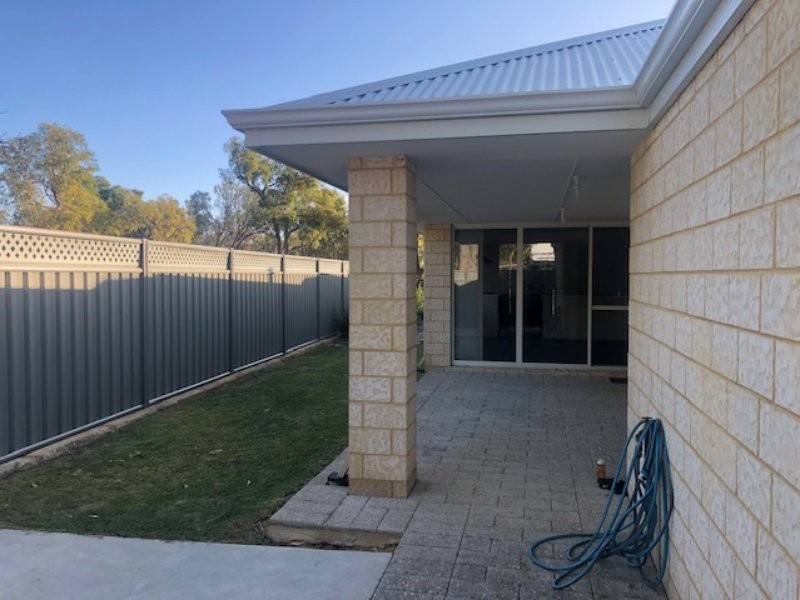73 Somerford Promenade, Wellard WA 6170