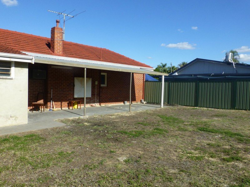 15a Bernice Way, Thornlie WA 6108