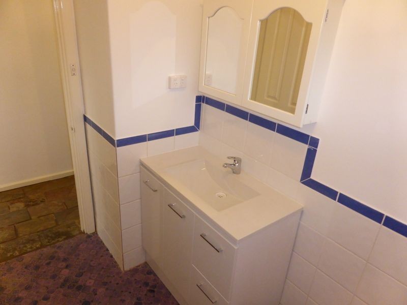 5 Vanda Place, Maddington WA 6109