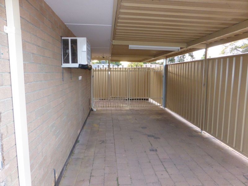 5 Vanda Place, Maddington WA 6109