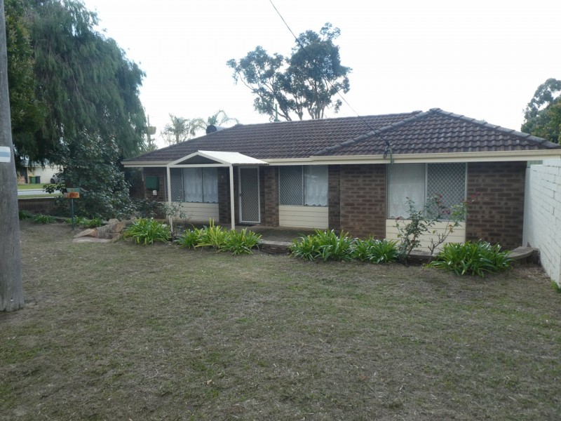 2 Mcleish Place, Thornlie WA 6108