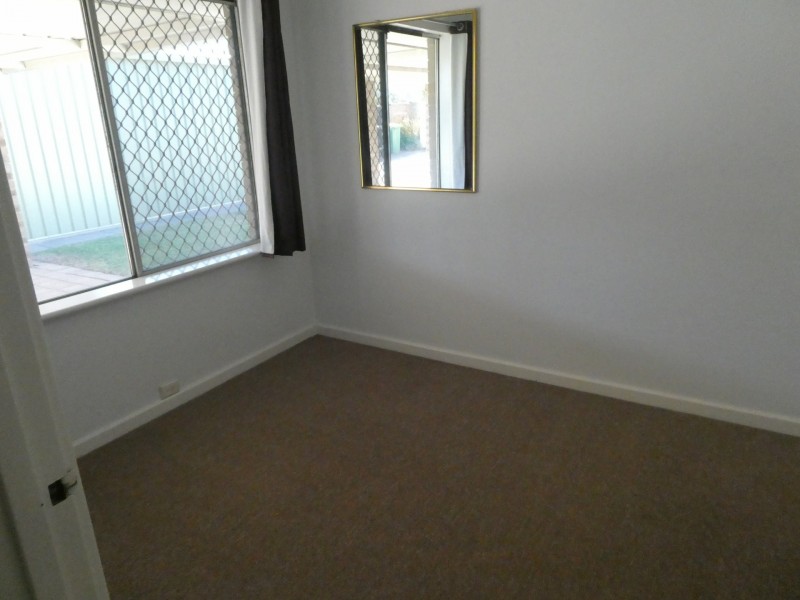 2 Mcleish Place, Thornlie WA 6108