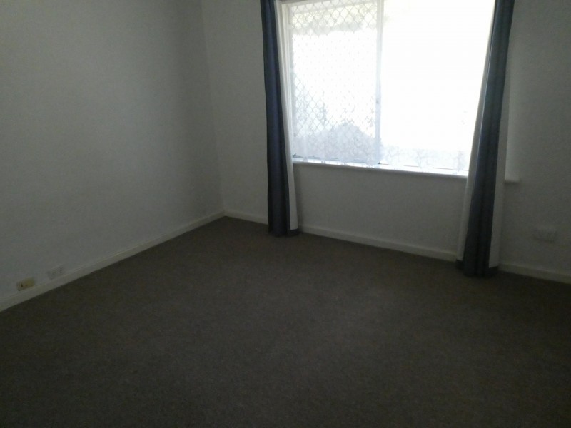 2 Mcleish Place, Thornlie WA 6108