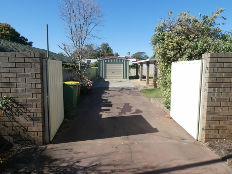 2 Mcleish Place, Thornlie WA 6108